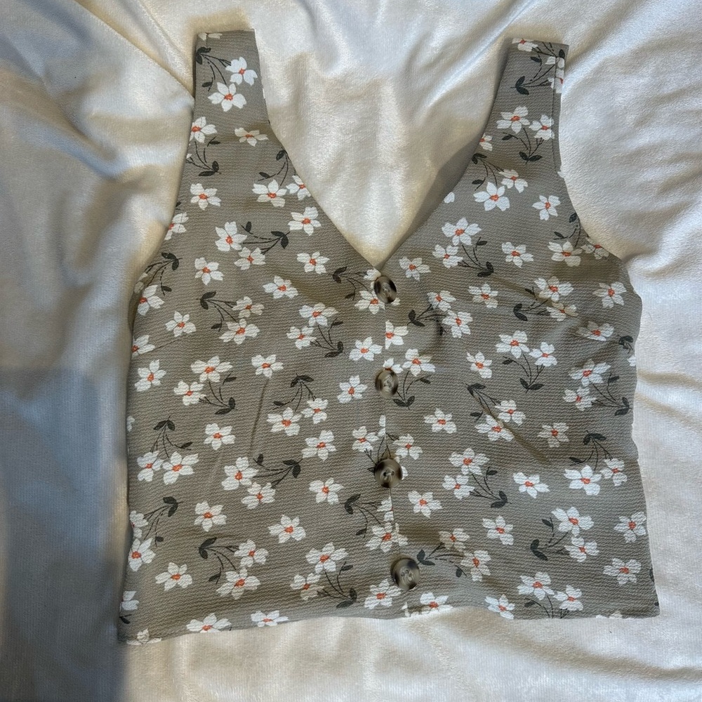 Monteau Floral Button Tank Top